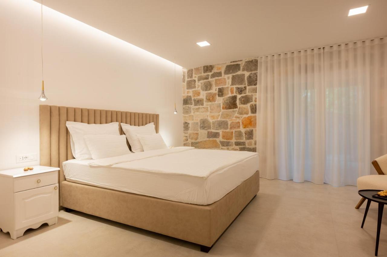 Nono Ban Hotel & Villa Gornji Humac Buitenkant foto