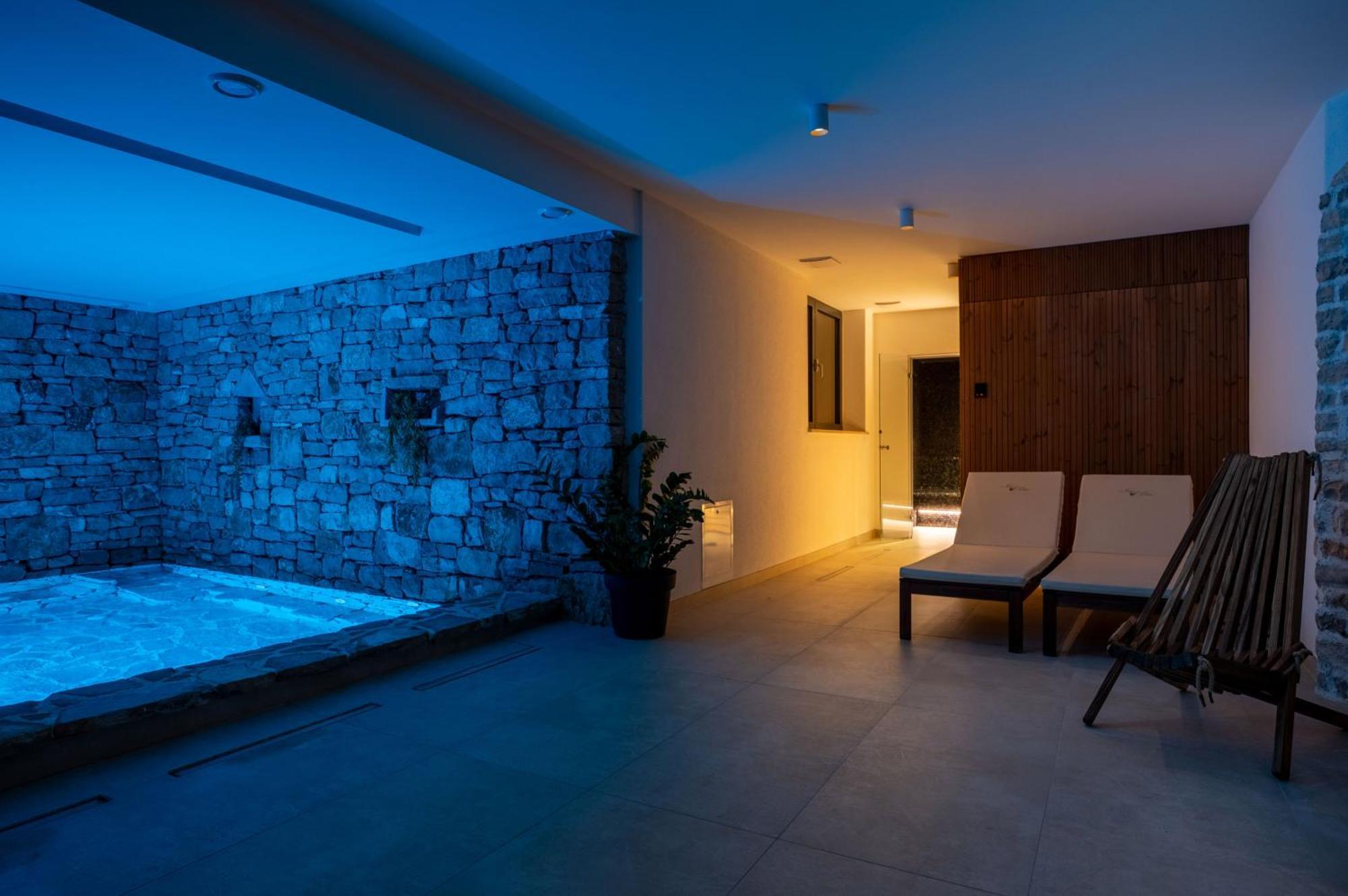 Nono Ban Hotel & Villa Gornji Humac Buitenkant foto