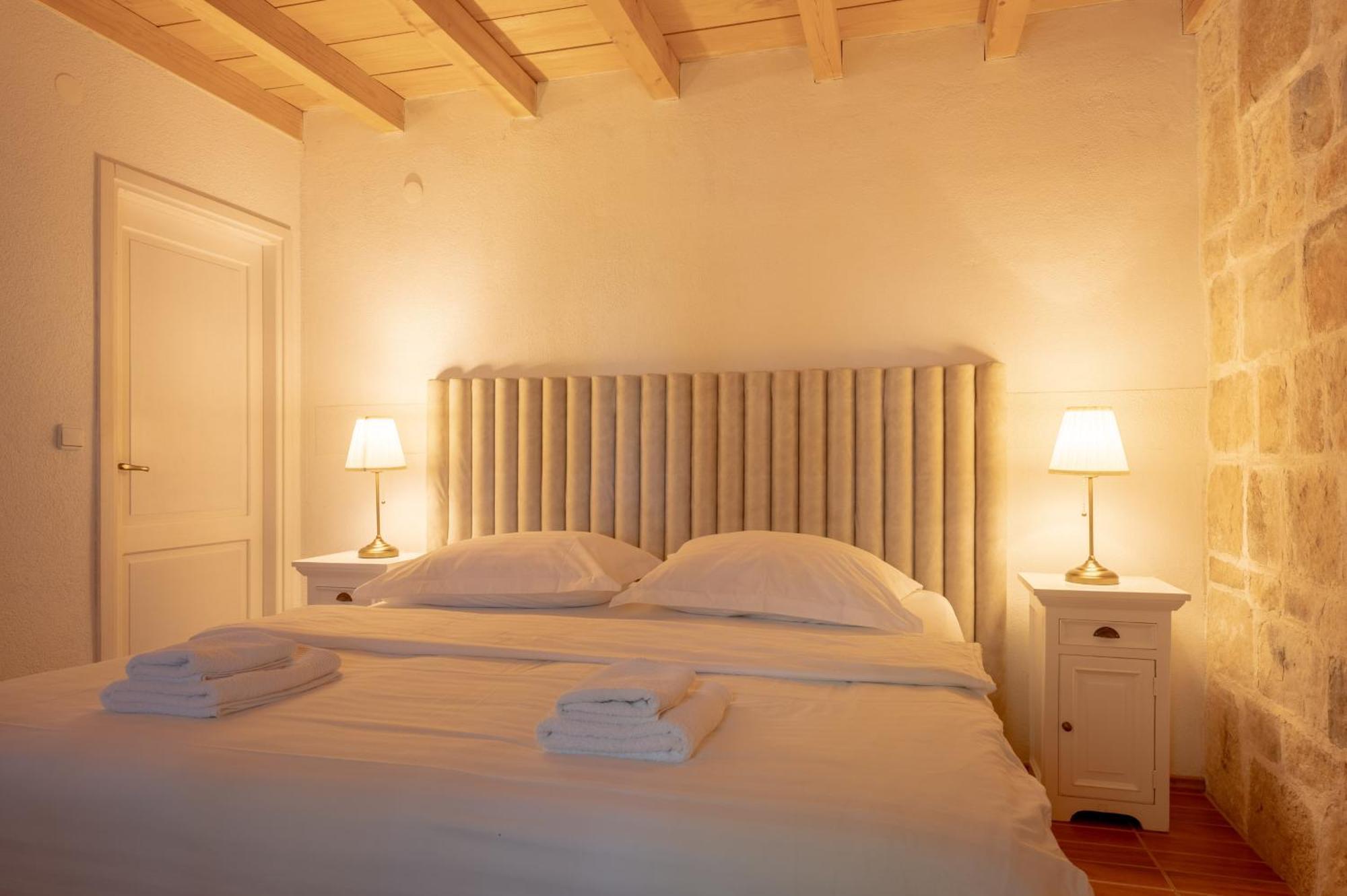 Nono Ban Hotel & Villa Gornji Humac Buitenkant foto